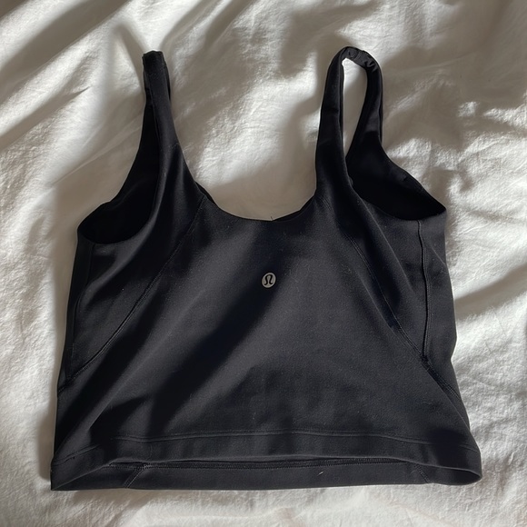 Size 6 lulu lemon align top - Picture 2 of 2